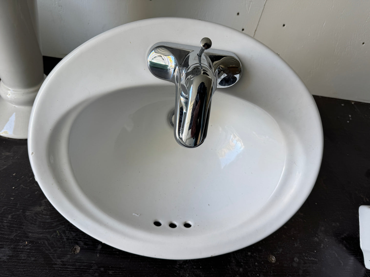 White Oval Ceramic Bathroom Sink With Faucet