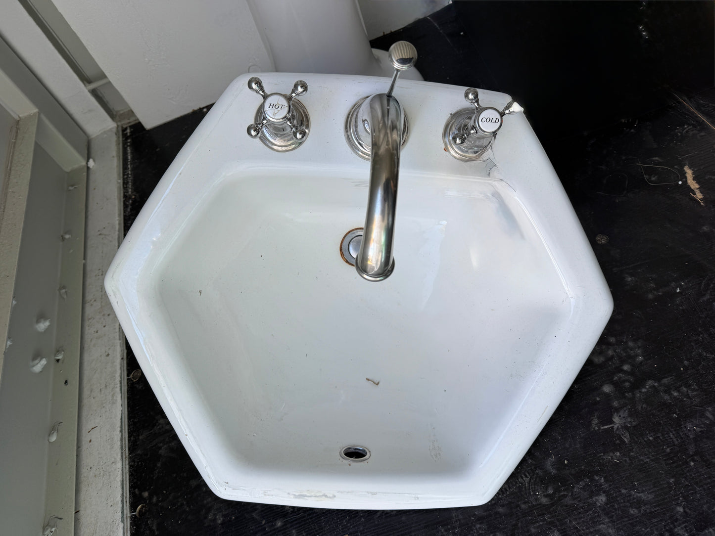 Kohler Cast Iron K2930 Drop-In Hexagon Sink With Perrin & Rowe Hardware