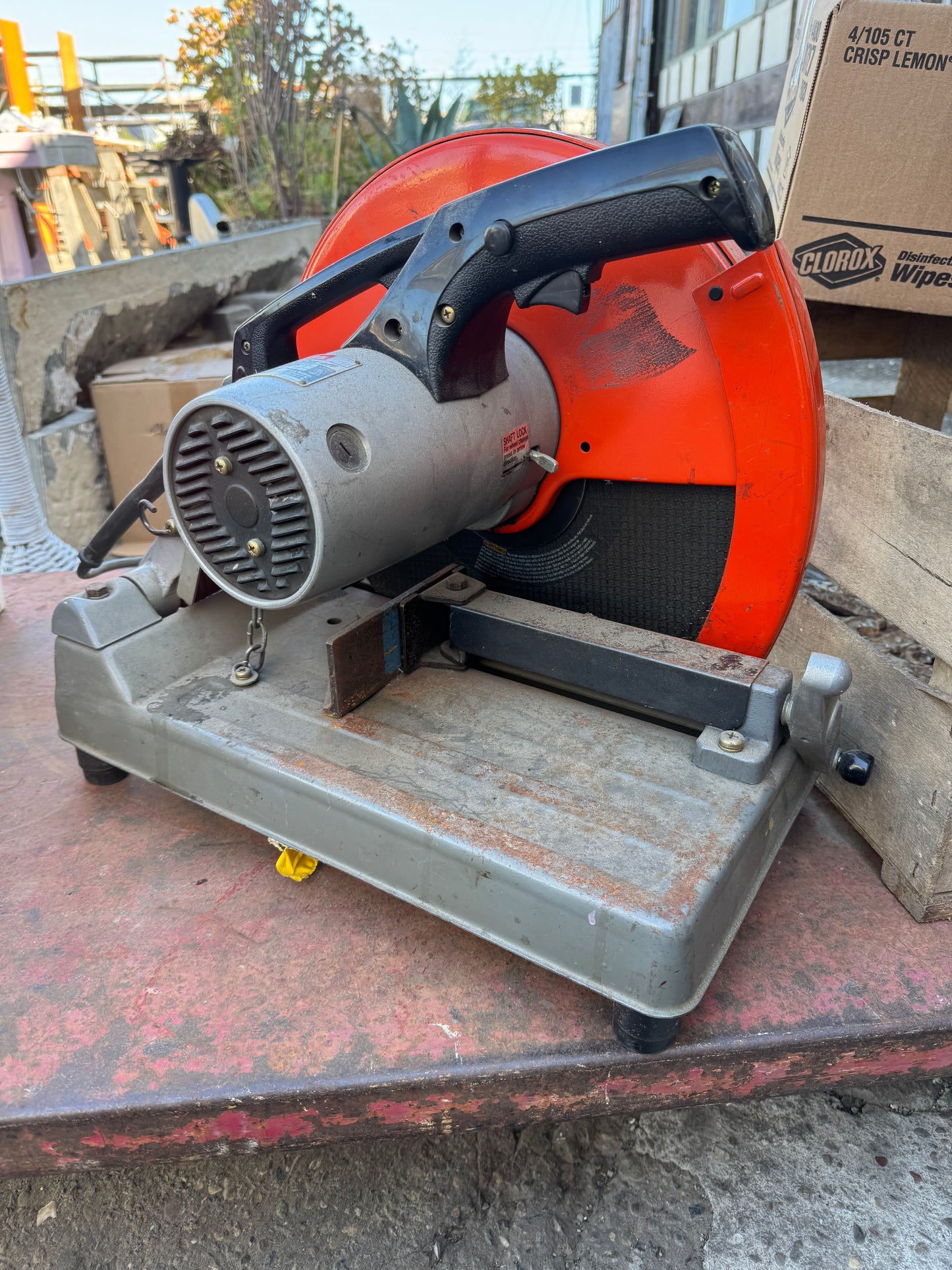 Makita Metal Cut Off Saw