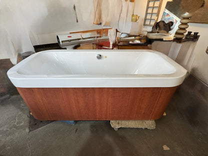 Duravit Freestanding Acrylic Bathtub
