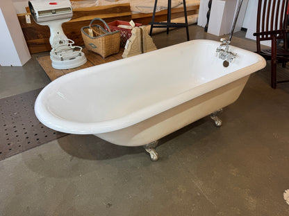 McKinley Rolltop 1700 Cast Iron Clawfoot Bathtub