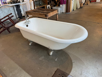 McKinley Rolltop 1700 Cast Iron Clawfoot Bathtub
