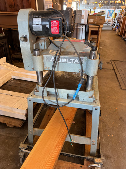 Delta 62-185 Planer