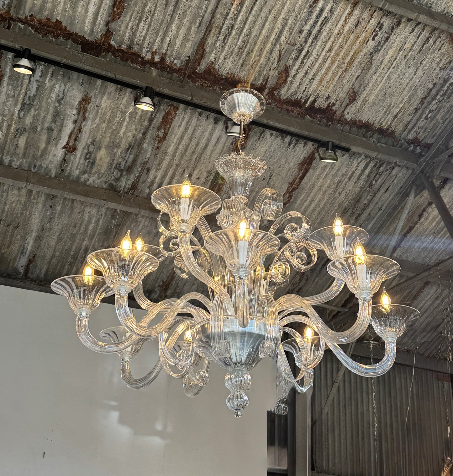 Venetian Primiero Murano Glass 12-Arm Chandelier