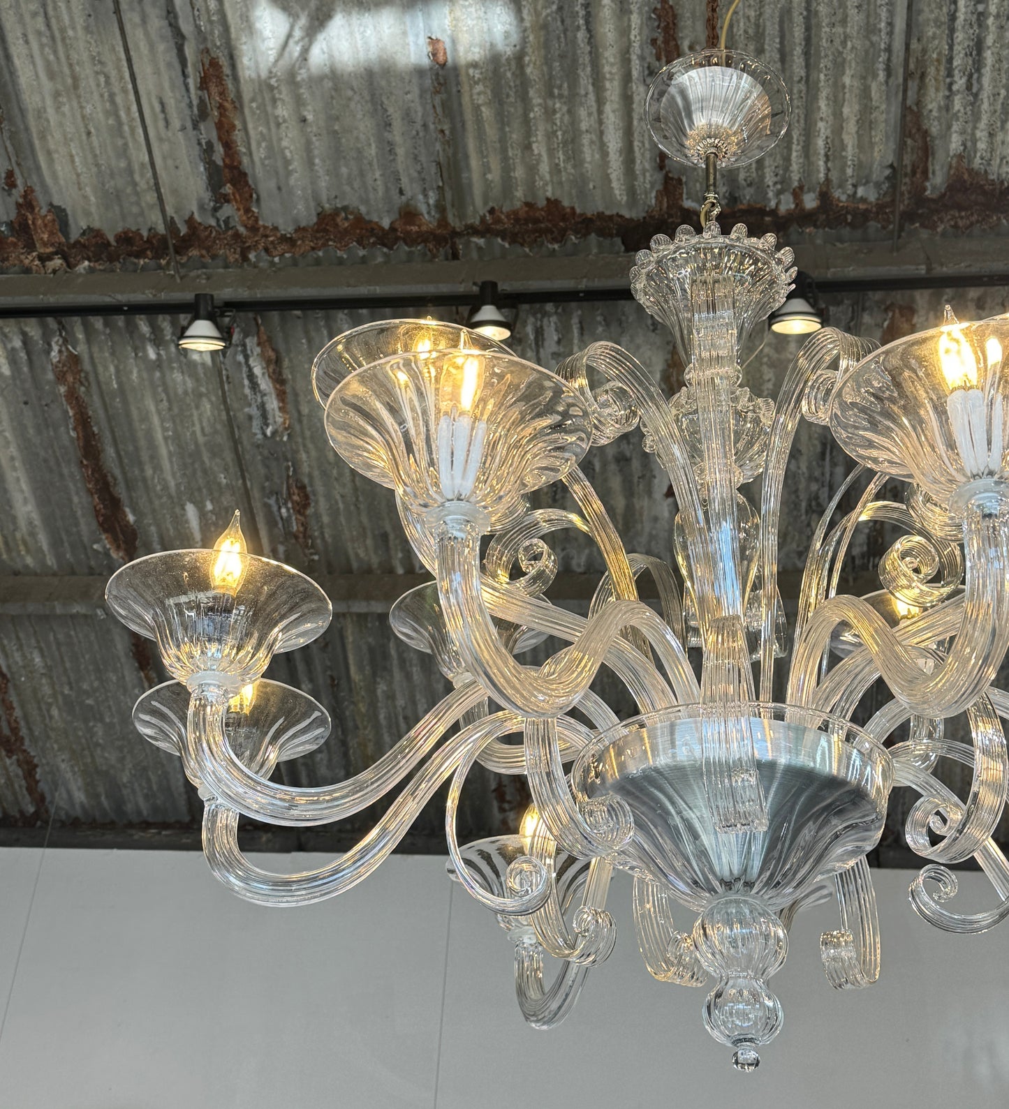 Venetian Primiero Murano Glass 12-Arm Chandelier