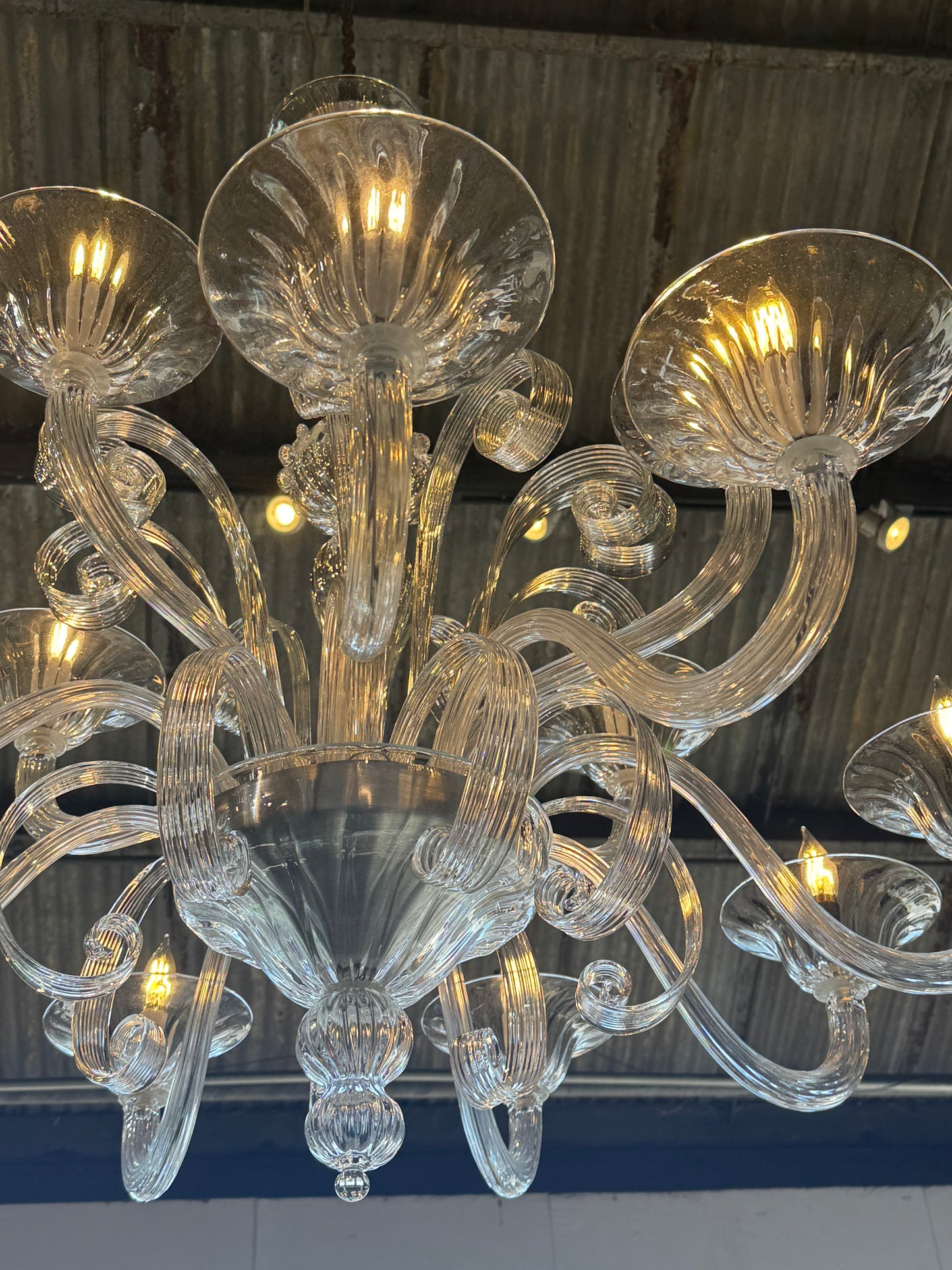 Venetian Primiero Murano Glass 12-Arm Chandelier