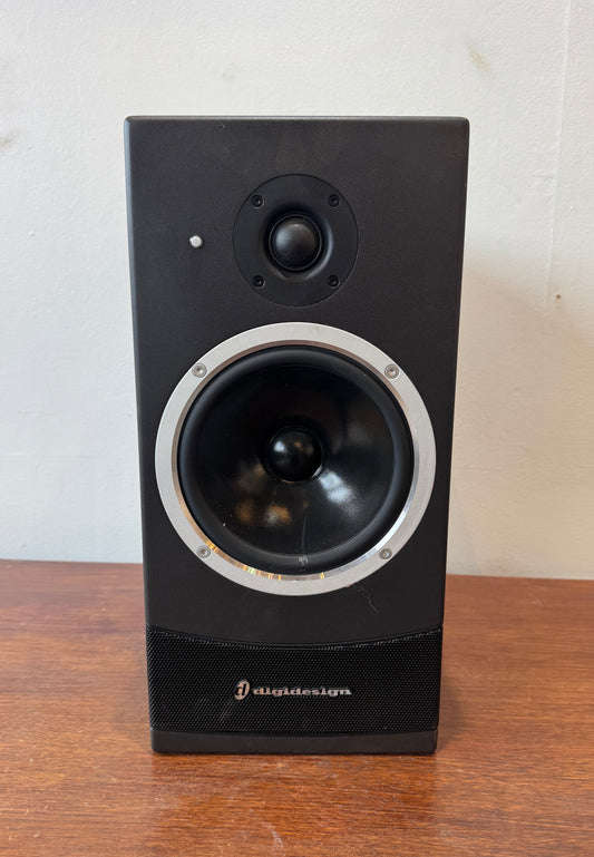 Digidesign RM1 Reference Monitor Series Powered Studio Monitor