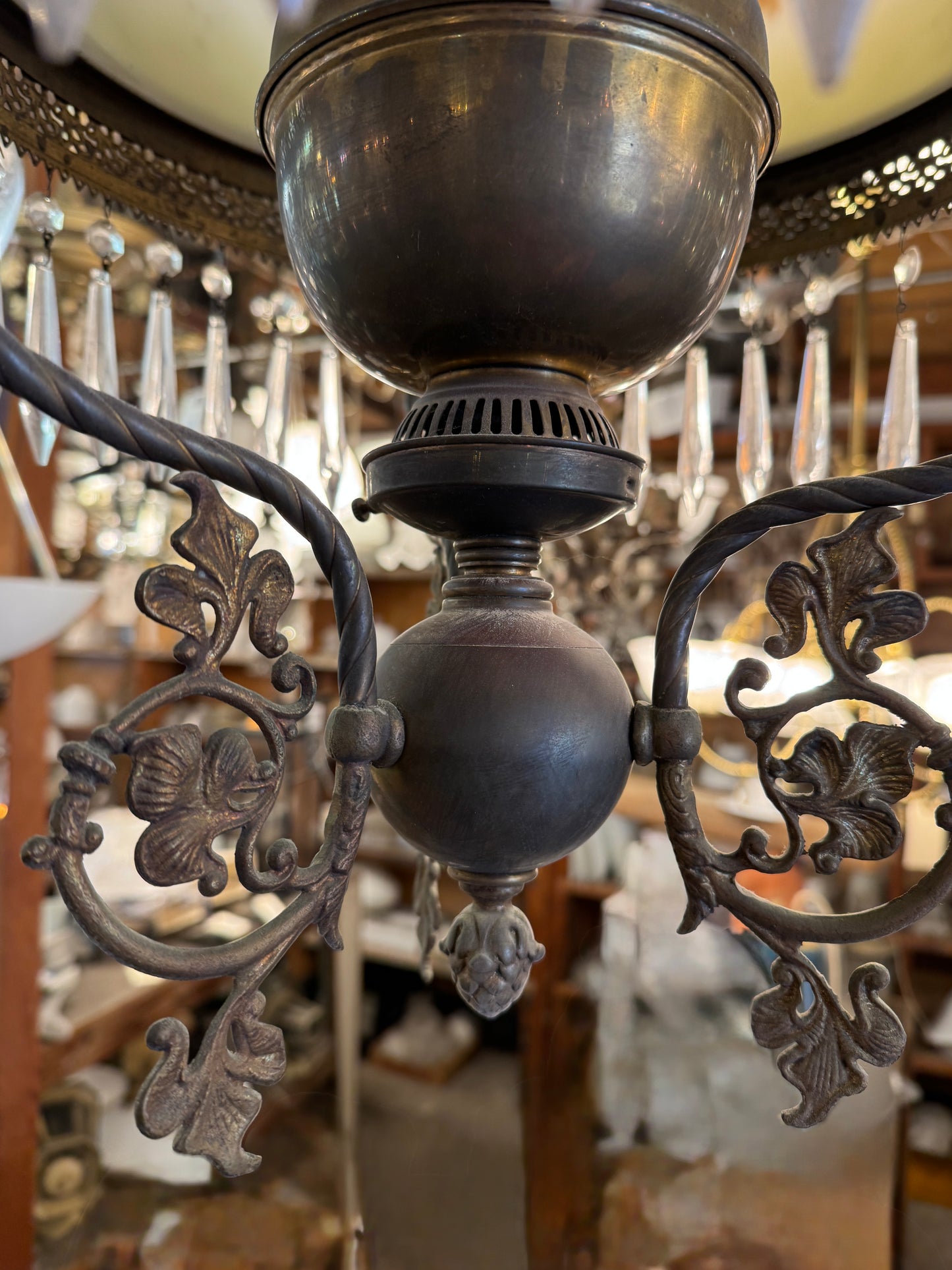 Antique Victorian Hanging Parlor Kerosene Oil Lamp