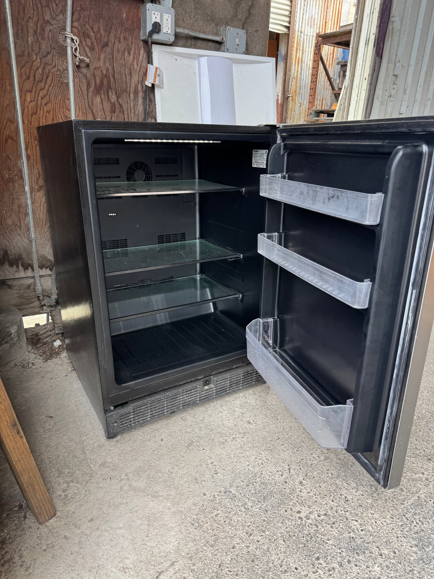 Whirlpool Mini Fridge 24" Undercounter Refrigerator