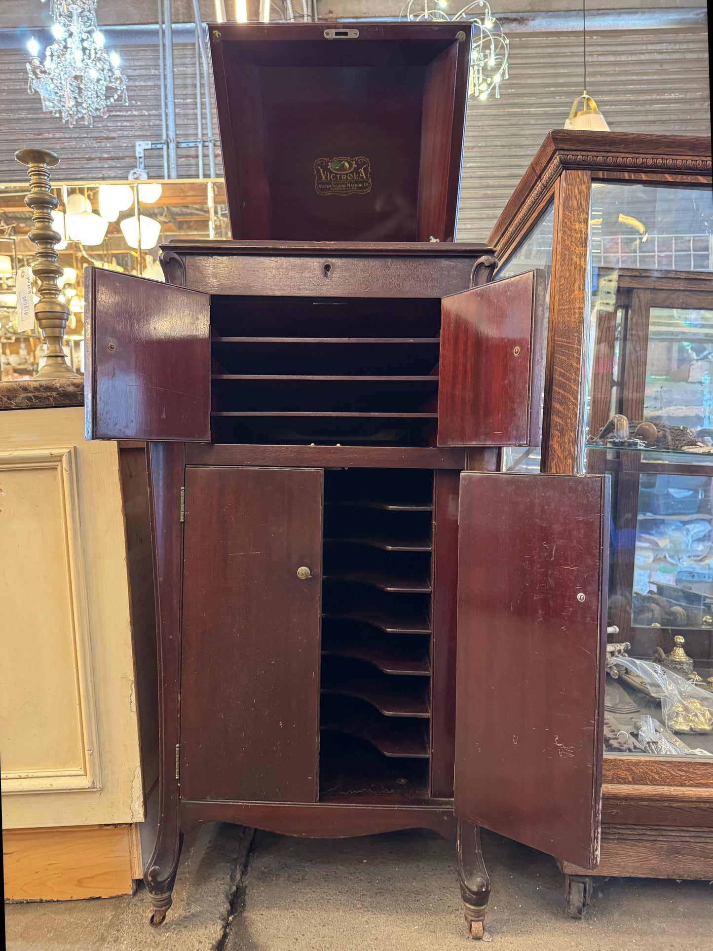 Antique Mahogany Victrola 78 RPM Record Player