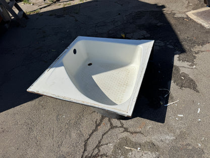 Vintage Cast Iron Cinderella Bathtub