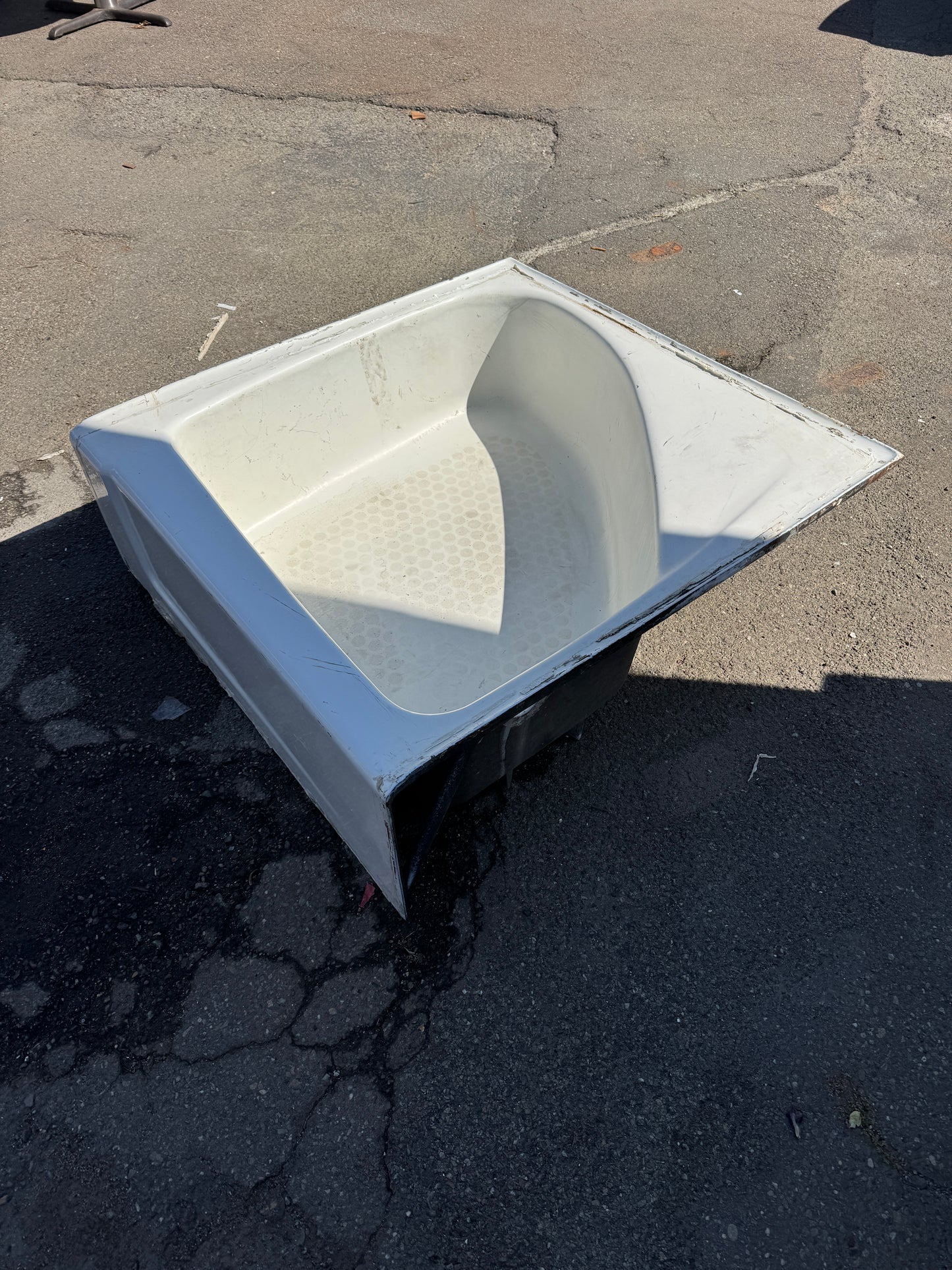 Vintage Cast Iron Cinderella Bathtub