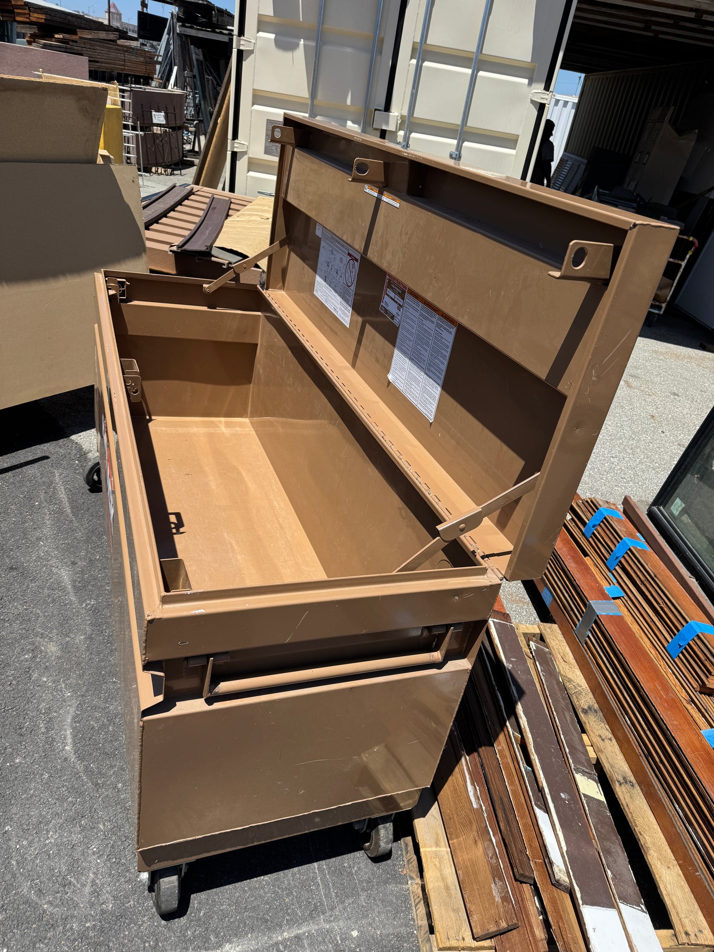 Knaak Jobox 2472 Job Site Tool Box On Wheels