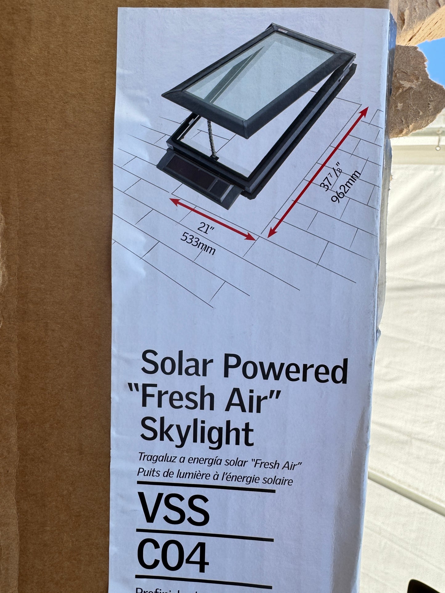 New Velux Deck Mount Solar Powered Venting Skylight VSS CO4