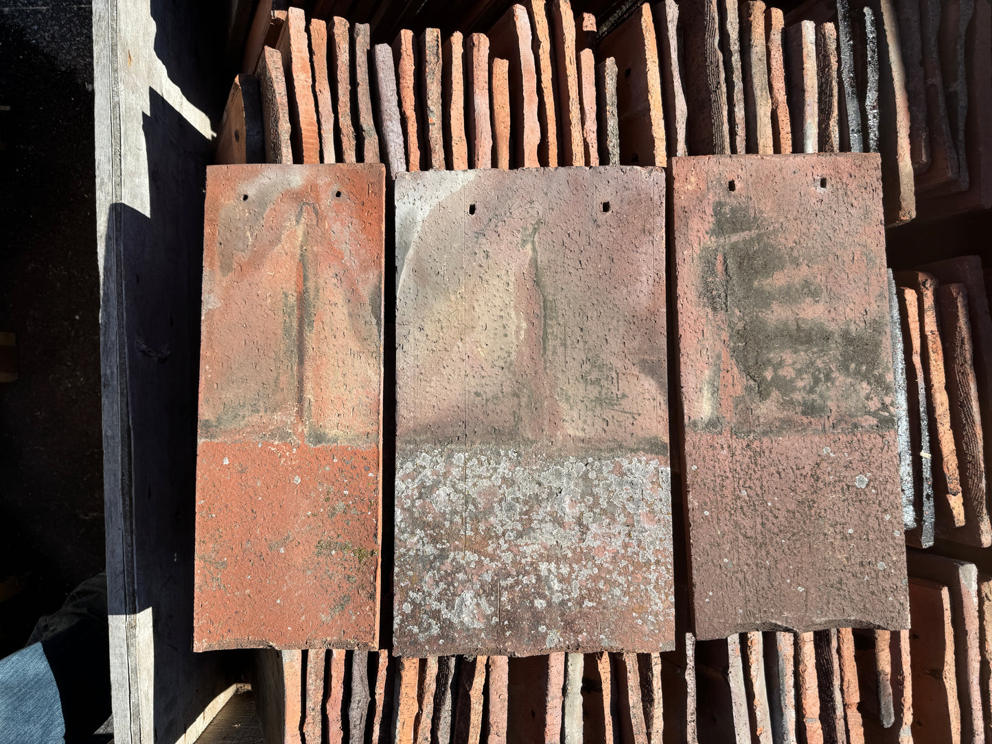 Reclaimed Handmade Terracotta Clay Flat Roof Tiles Shingles