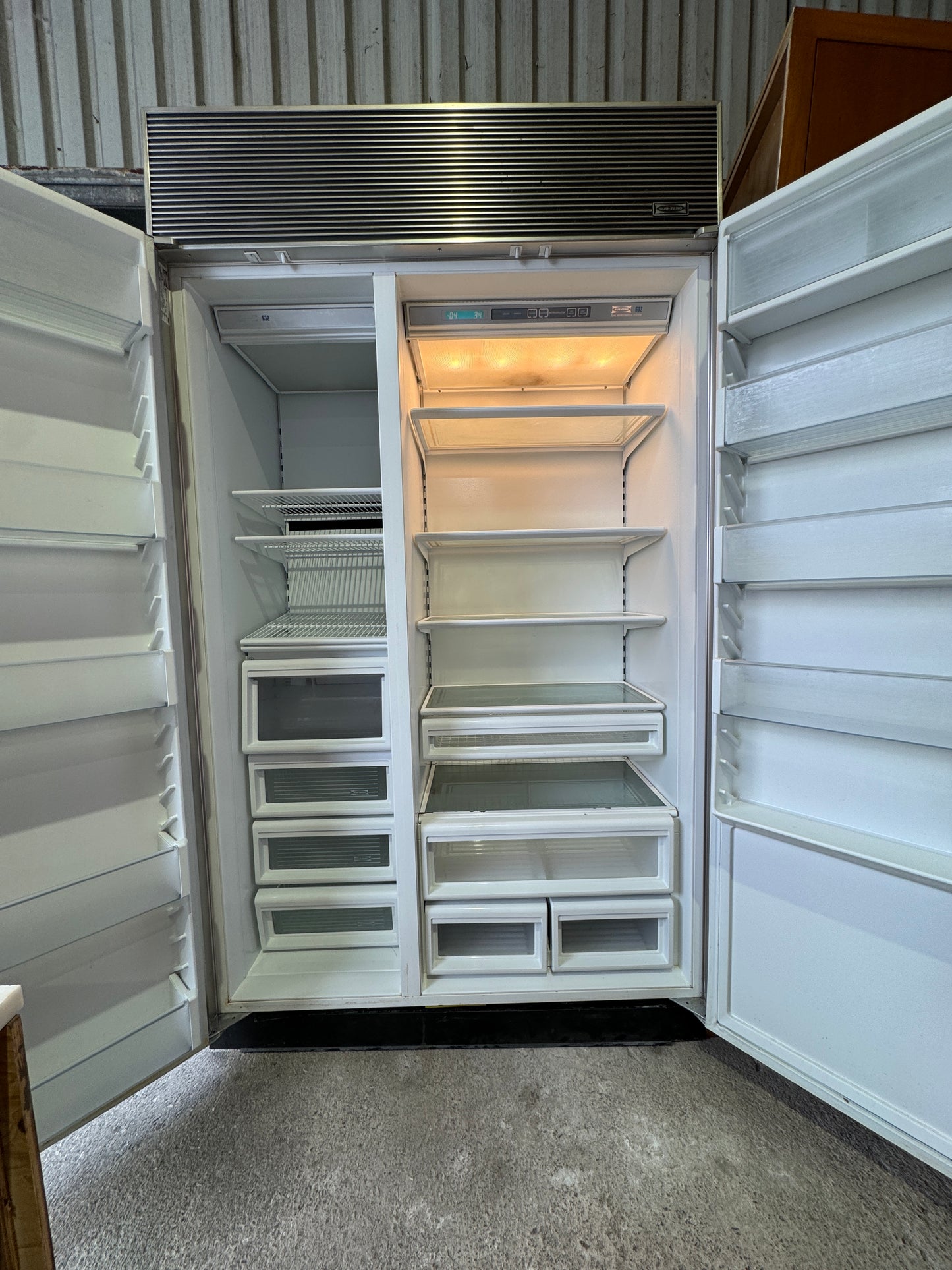 Sub-Zero 632 Refrigerator