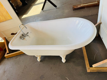 Sunrise Specialty 54" Cast Iron Clawfoot Bathtub