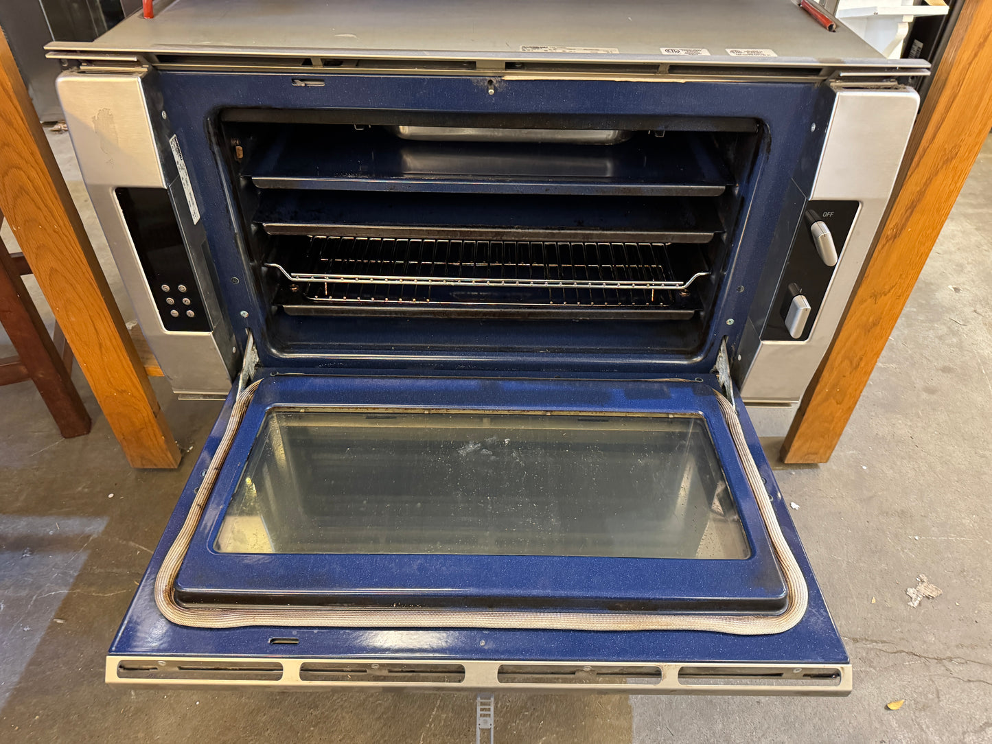 Gaggenau EB388610 Single Convection Oven