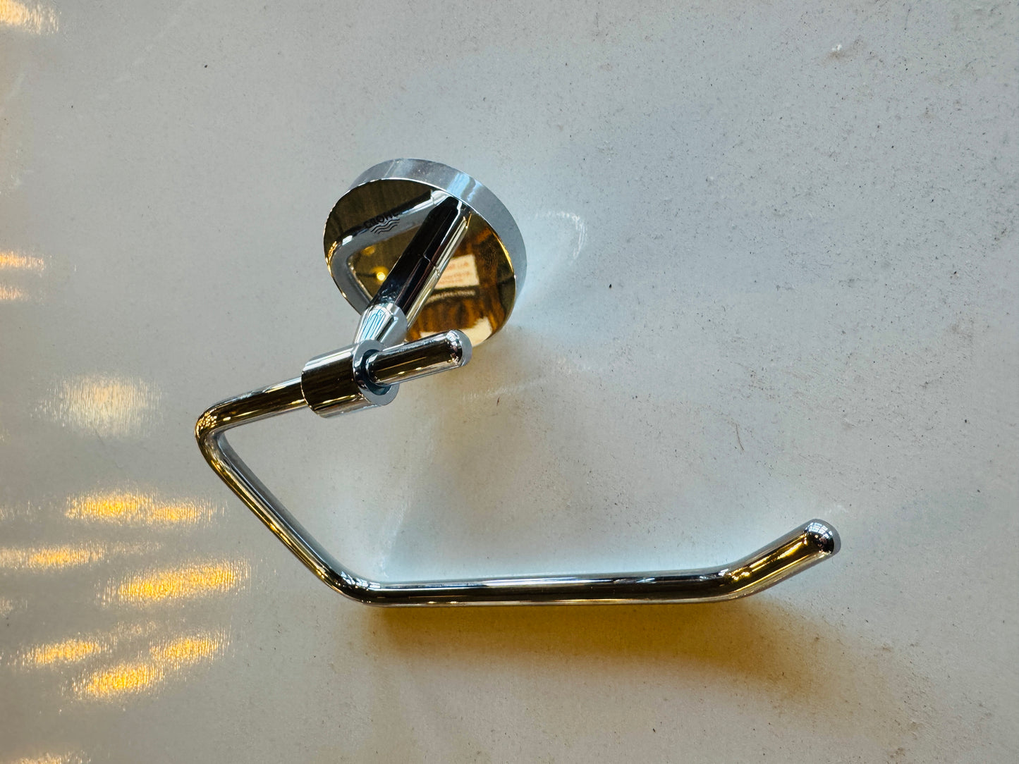 Grohe Essentials Chrome Single Post Toilet Paper Holder